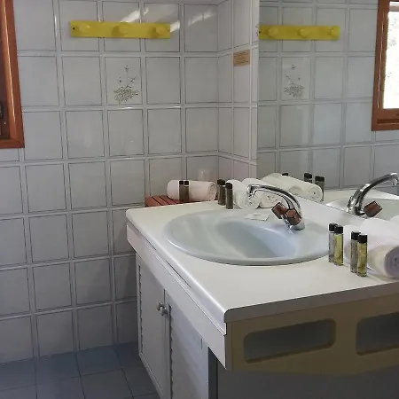 Отель Le Taconet