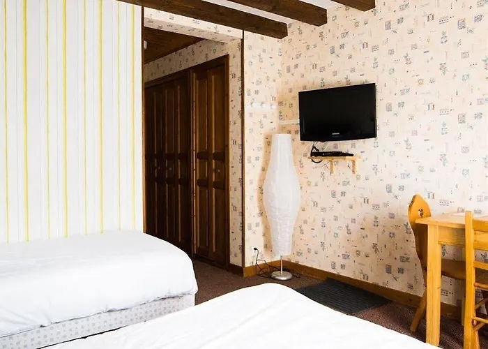 Le Taconet Hotel 2*